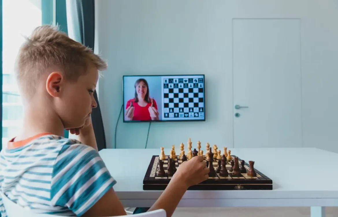 The Impact of Accessible Online Chess Lessons for Beginners: Essential Benefits for Players