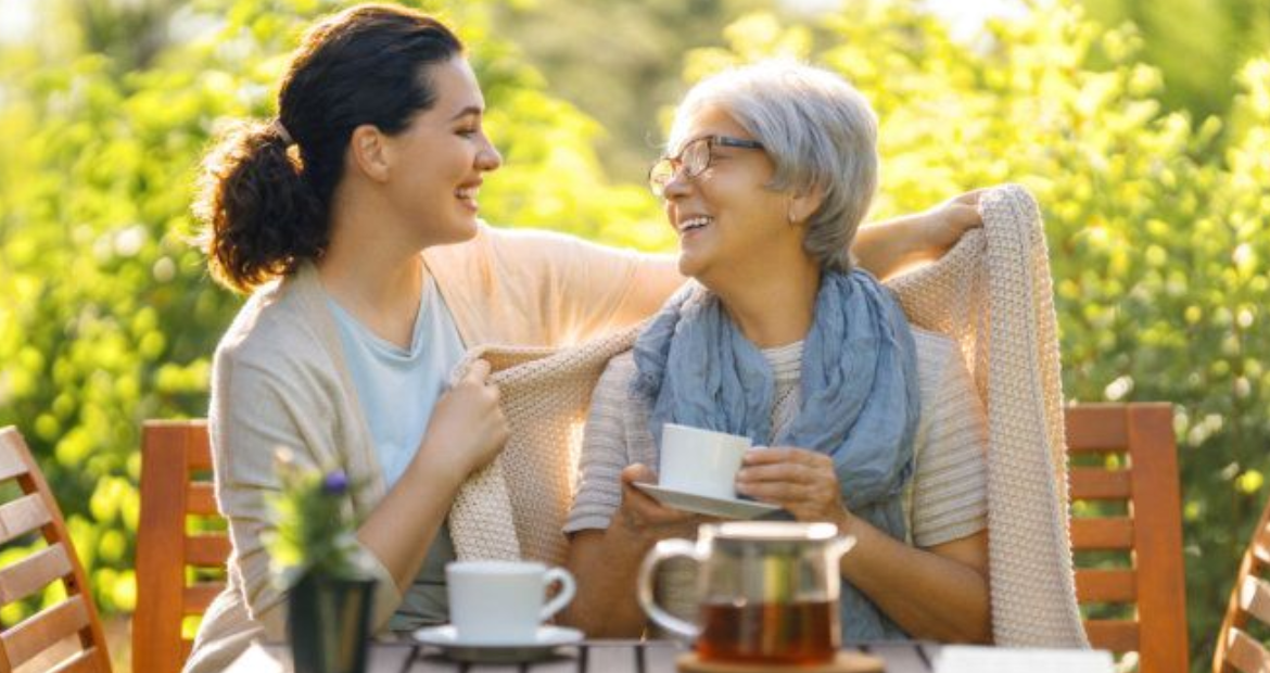 Benefits of Living in a Senior Citizen Home for Aging Adults
