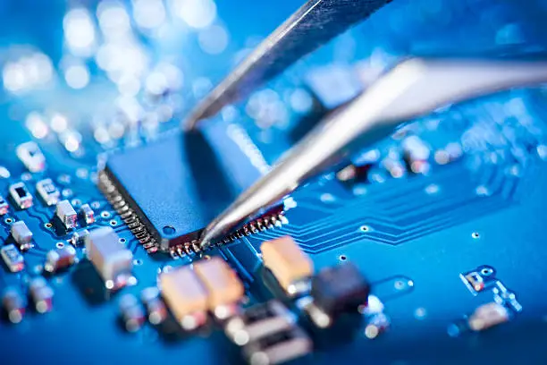 What You Need to Know Before Taking Your Electronics to a Repair Shop