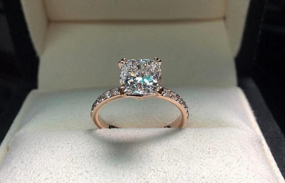 Custom vs. Ready-Made Gorgeous Diamond Rings: Which One to Choose?