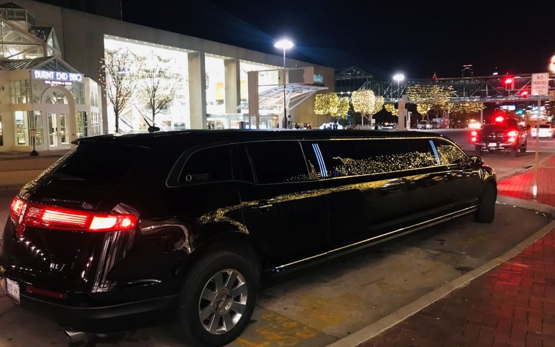 Experience Ultimate Luxury with Chicago Limo Rides