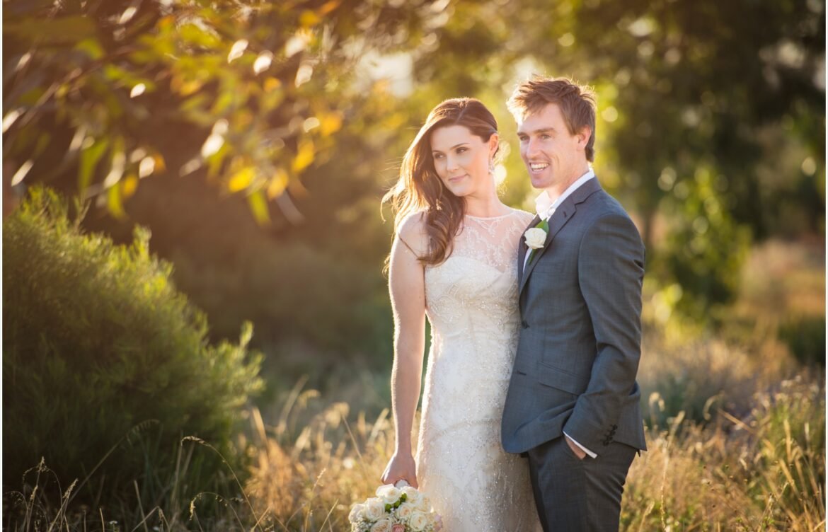 Why Do Photographers Love Capturing Couples in Aruba?