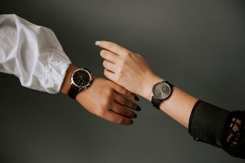 The Best Watches for Women with Arthritis: What to Know