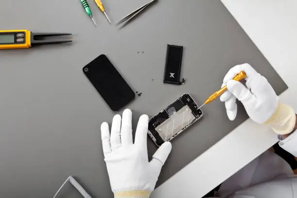Can Your iPhone Be Repaired if It’s Completely Dead?