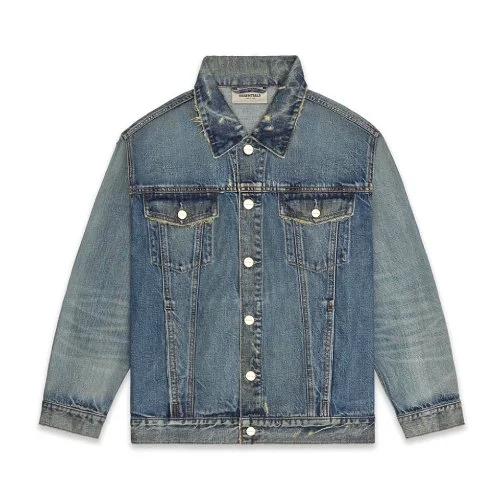 Essentials Jacket: Ultimate Statement Piece for Wardrobes