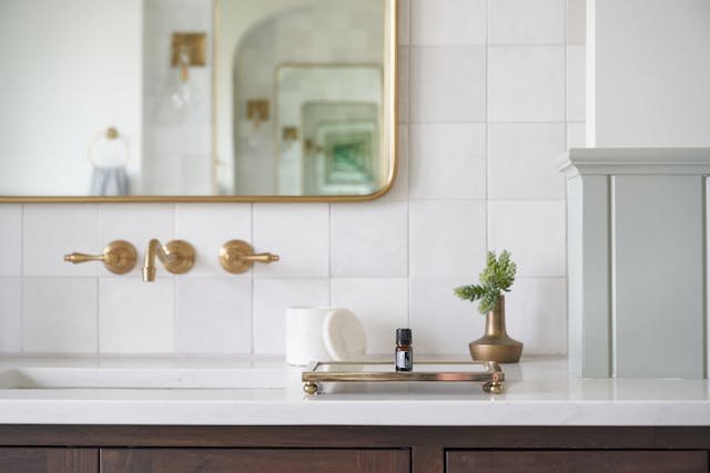 How to Cut Costs on Your Bathroom Remodel in Mississauga