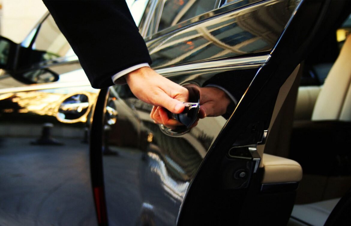 Gatwick Drop Off for Chauffeurs and Private Hire Drivers