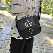 Trapstar Bag:Accessory That Defines Streetwear Style