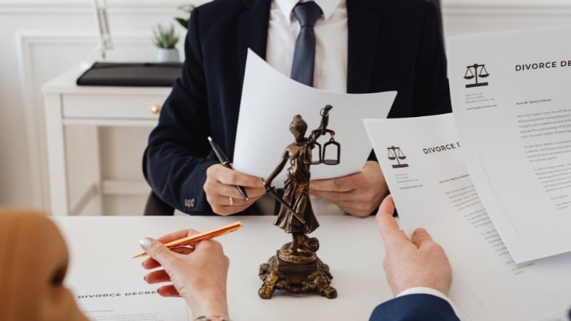 IPR Law Firms in Noida: How to Choose the Right One