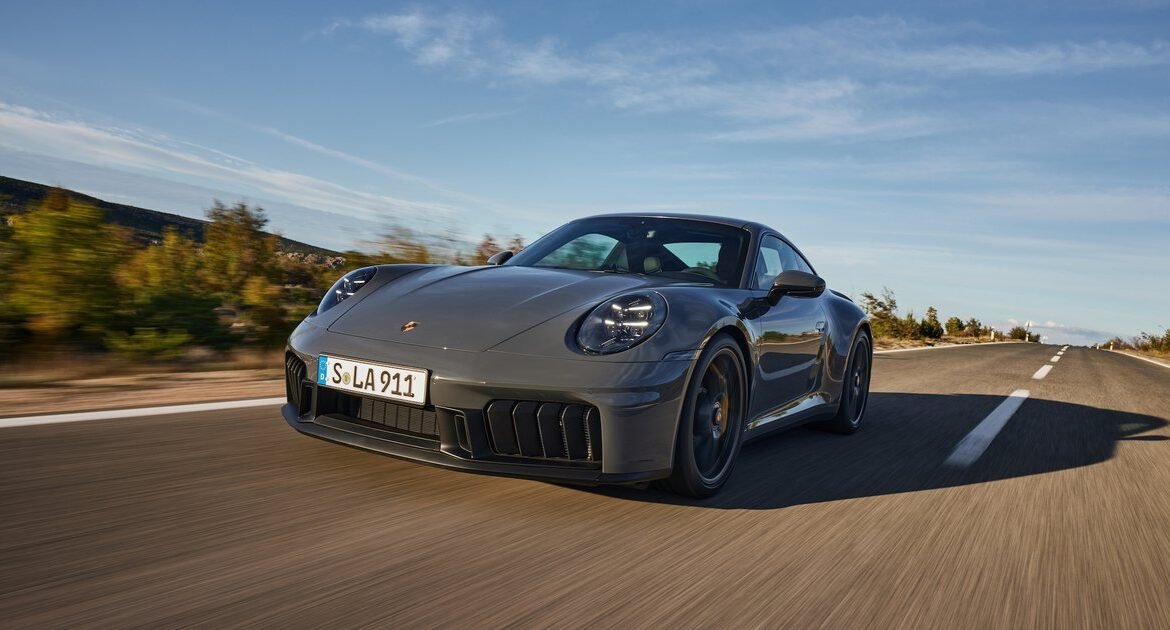 Porsche AC Repair Expert in Dubai – Precision Cooling for Elite Performance