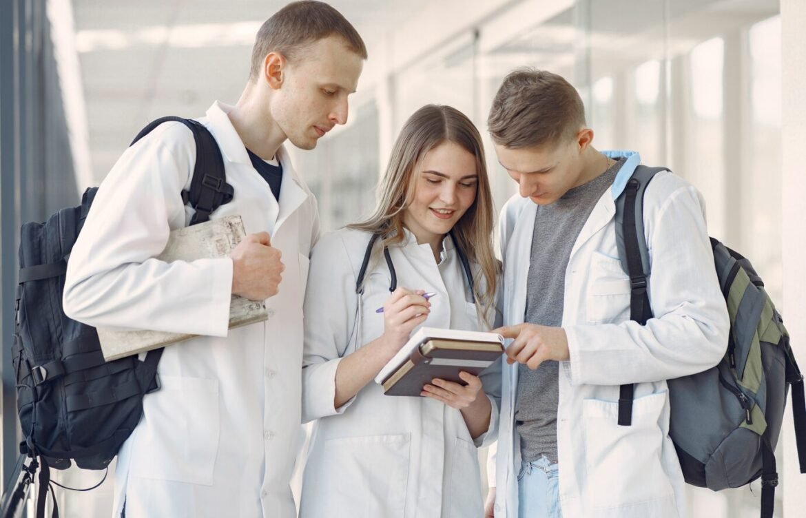 Oxford Medicine Course: A Complete Guide to Admission